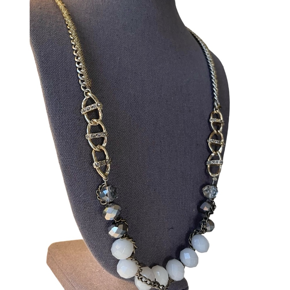 ❤️ NWT! LOFT Chain Wrapped Crystal and Rhinestone Long Necklace - Picture 5 of 8